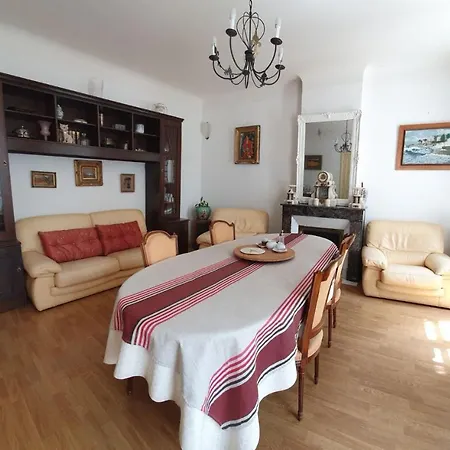 Manoir De Tireveste Couette-café Lesperon (Landes)