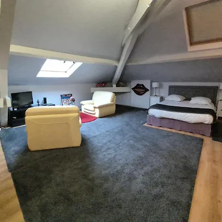Manoir De Tireveste Couette-café 3*