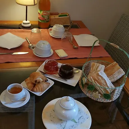 Manoir De Tireveste 3*