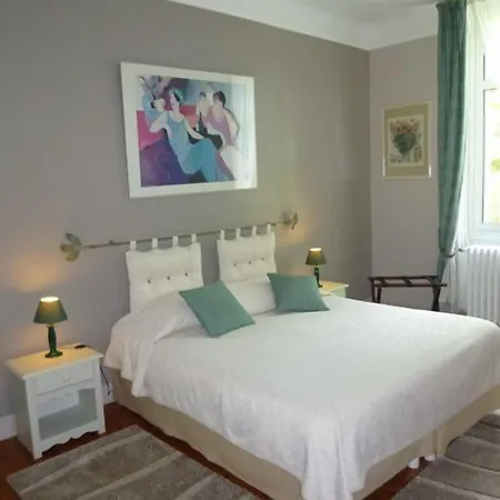 Manoir De Tireveste 3*