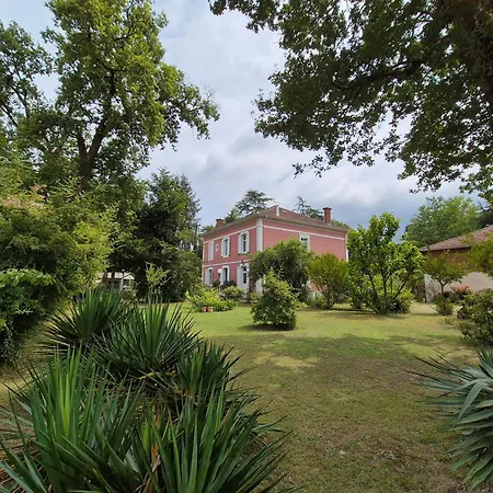 Bed & Breakfast Manoir De Tireveste