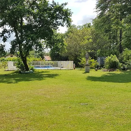 Bed & Breakfast Manoir De Tireveste