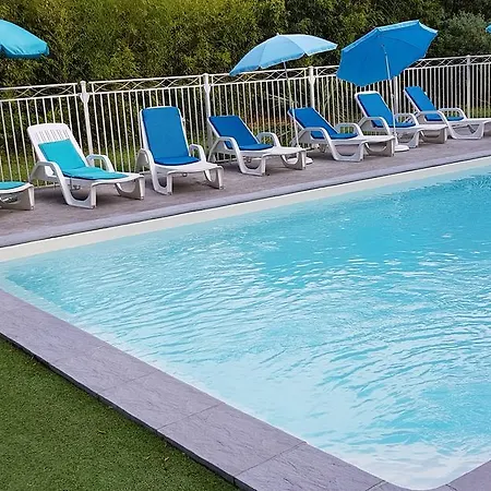 Manoir De Tireveste 3*