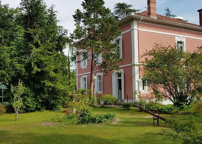 Manoir De Tireveste